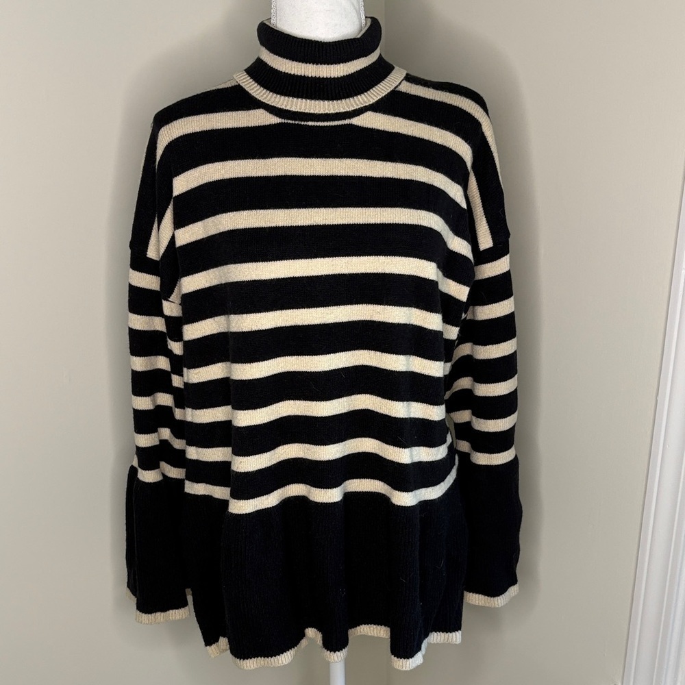 Collection By Cezele Black & Cream Striped Turtleneck Sweater. Small